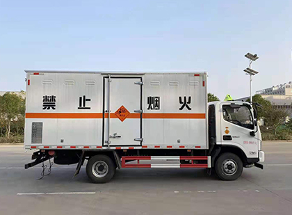 綦江爆破器材运输车